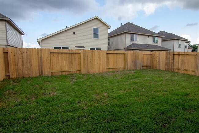 Building Photo - 23687 Goodfellow Dr