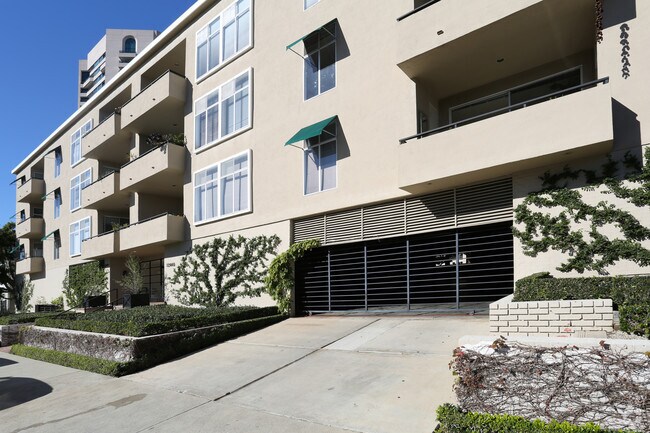 Building Photo - 10449 Ashton Ave