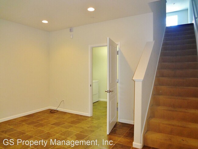Building Photo - 2 br, 2.5 bath House - 1205 Arabica Terrace