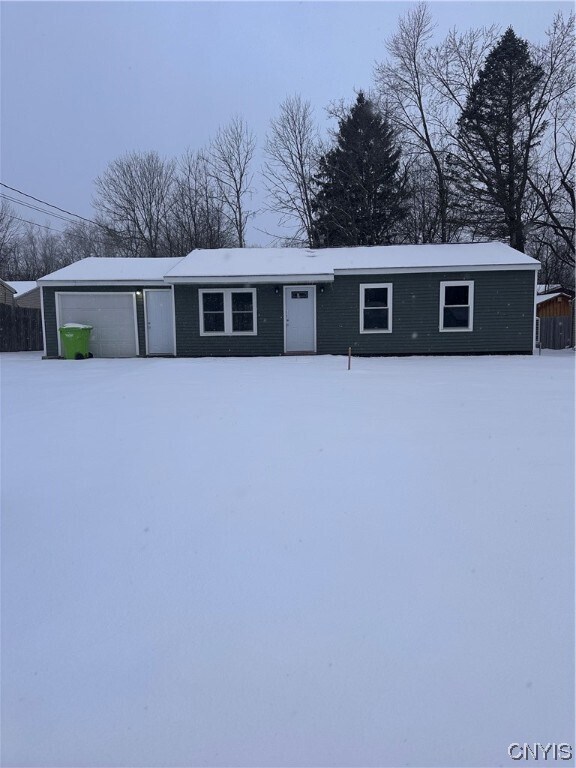 Primary Photo - 220 Leopold Blvd