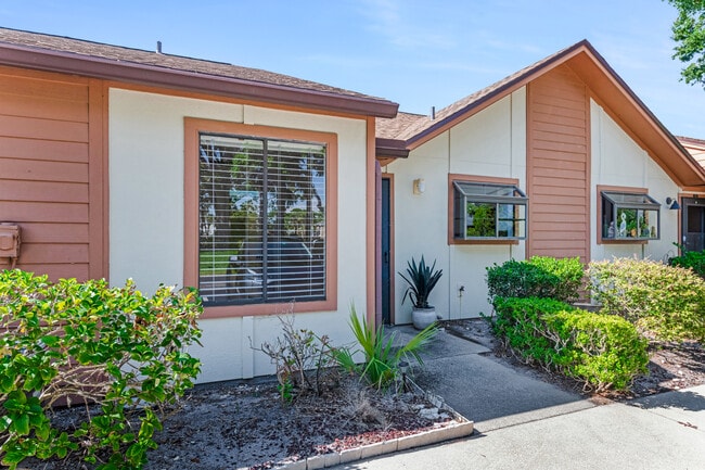 Photo - 196 White Fawn Dr Townhome