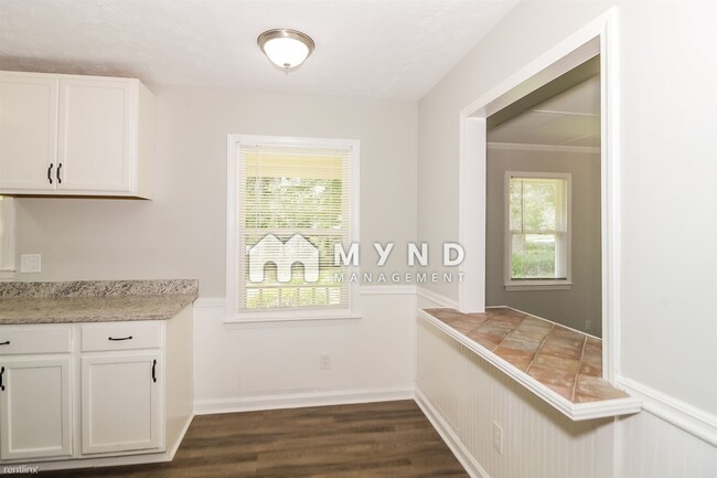 Building Photo - 3 br, 2 bath House - 2550 Stoney Brook Ln NE