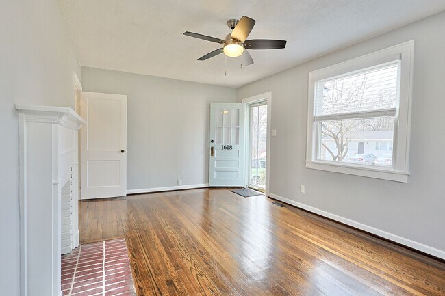 Building Photo - 1618 Mall St NW