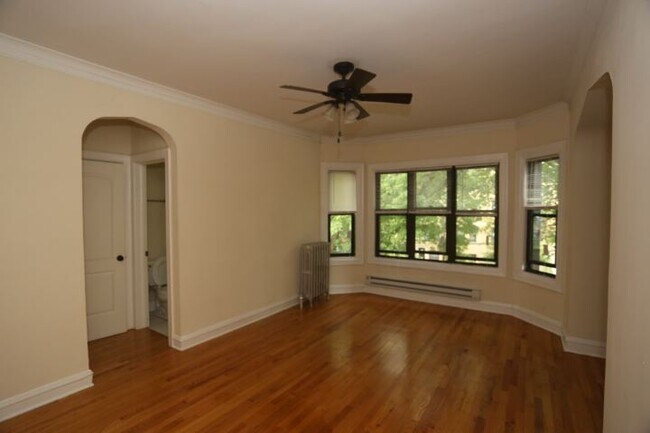 Foto del edificio - 4644 N Paulina St