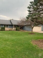 S32W31809 Squire Ct