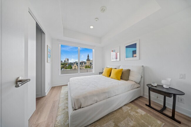 Photo du bâtiment - 484 Spadina Ave.