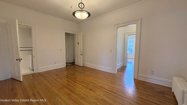 Foto del edificio - 834 Warren St