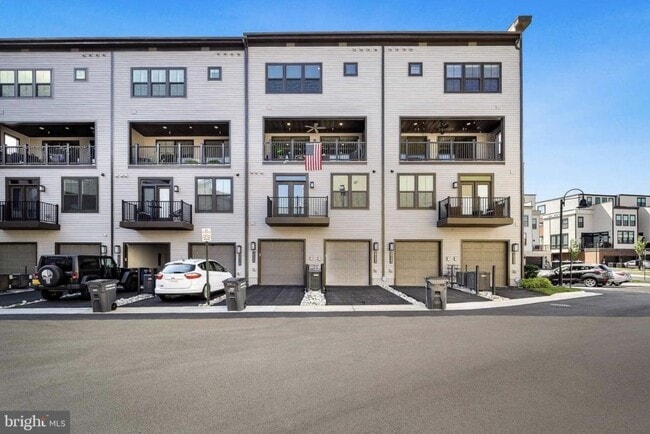 Building Photo - 20454 Taft Terrace