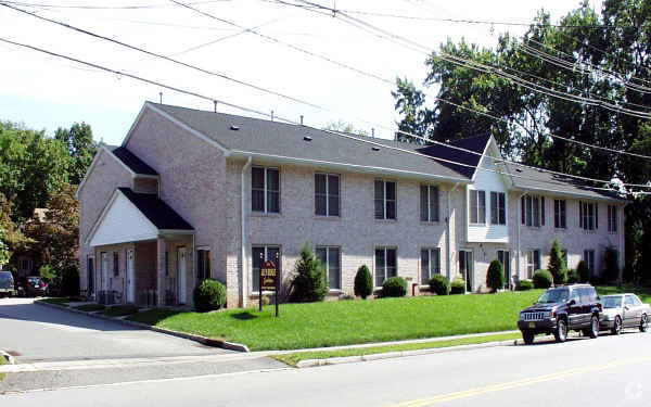 Primary Photo - Glen Ridge Gardens