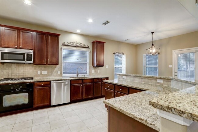 Building Photo - 23 W Spindle Tree Cir