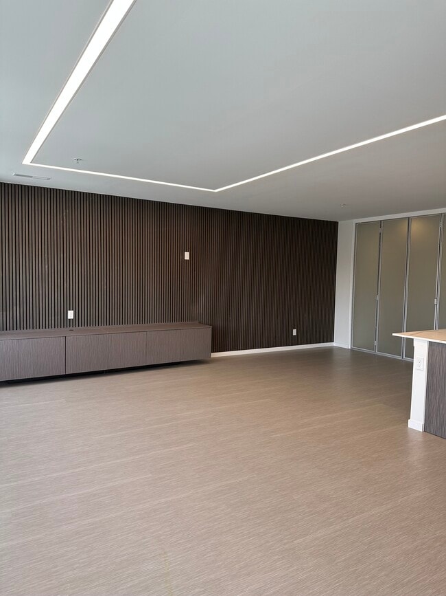 Living room/ Dining room - The Deneau