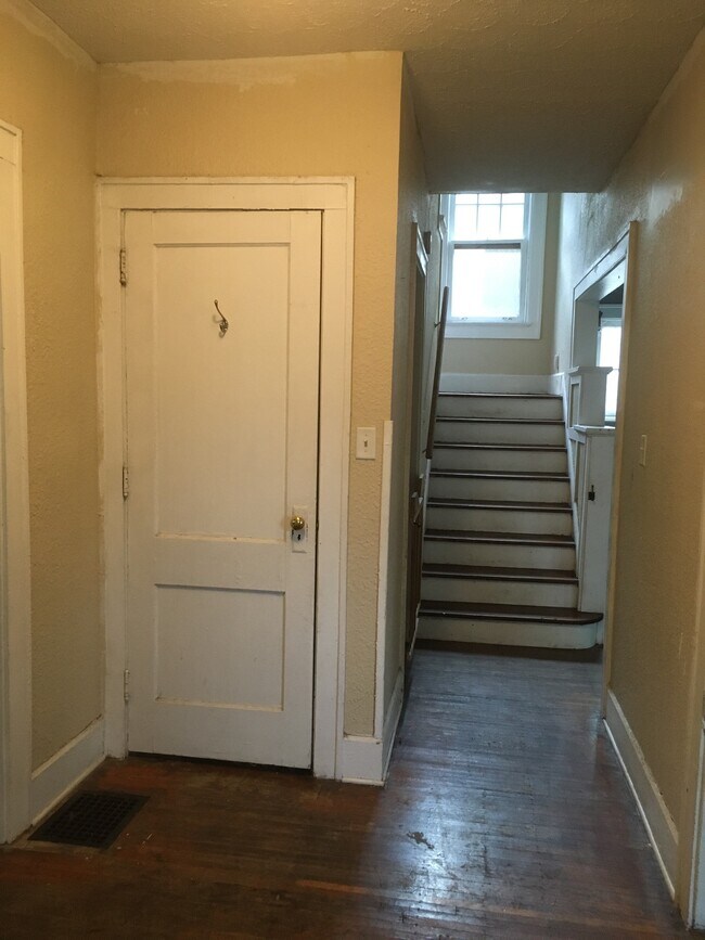 Foto del edificio - 3134 N College Ave