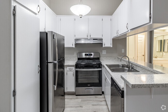 1 habitación, 1 baño - 750 pies cuadrados - Cocina - The Arbors Santa Ana