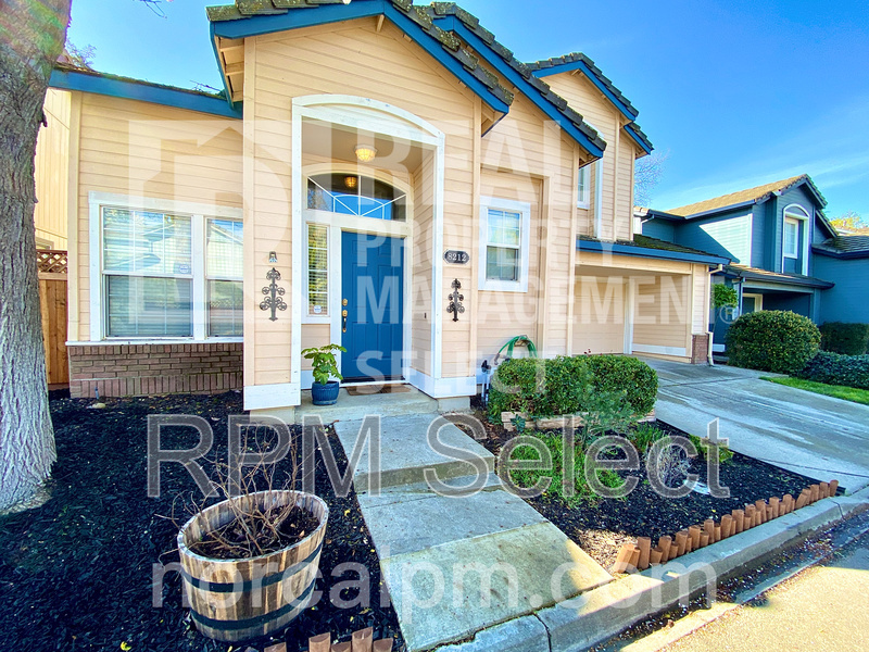 Foto principal - 8212 Shannon Oak Ln