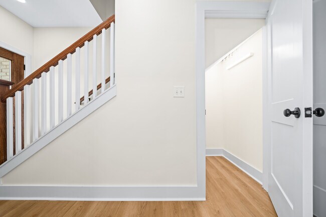 Foto del edificio - 1423 Spring Pointe Ln