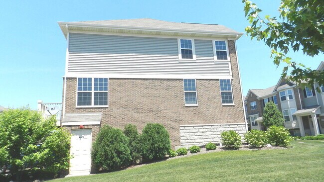 Building Photo - 2817 Henley Ln