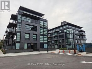 Building Photo - 1612 Charles St