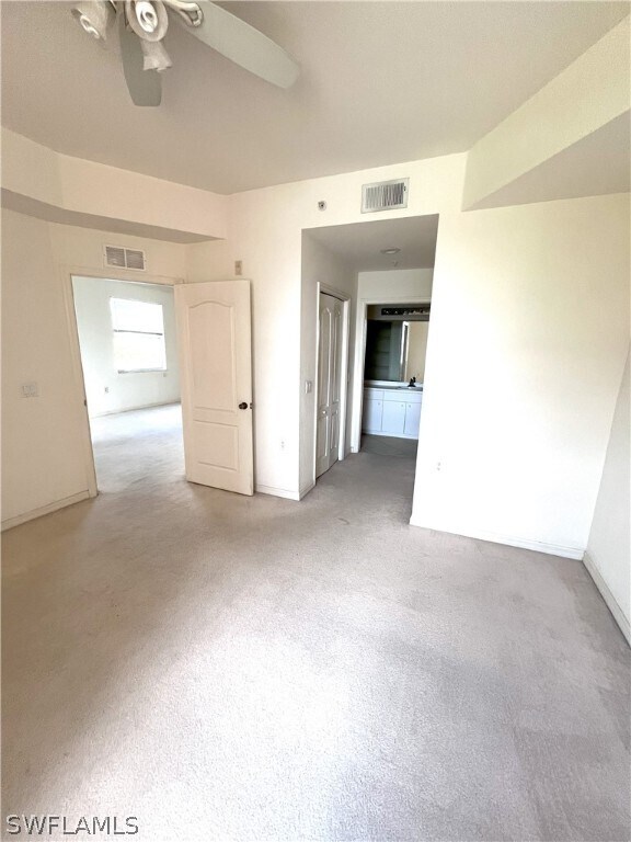 Building Photo - 8450 Kingbird Loop