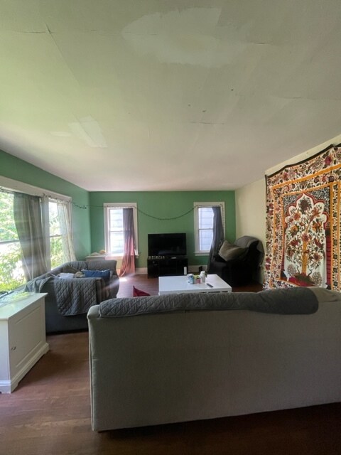 Dormitorio - 5231 12th Ave NE