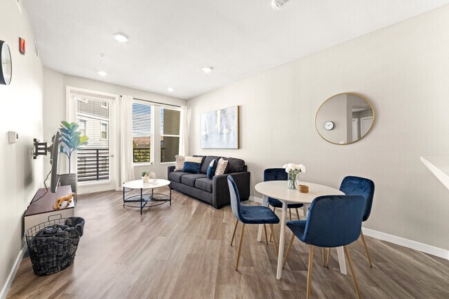 Foto del edificio - 375 Harbour Cove Dr