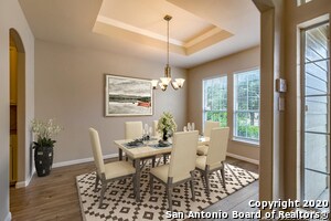 Foto del edificio - 133 Deer Wood Oaks