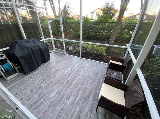 Foto del edificio - 16214 Ravina Way