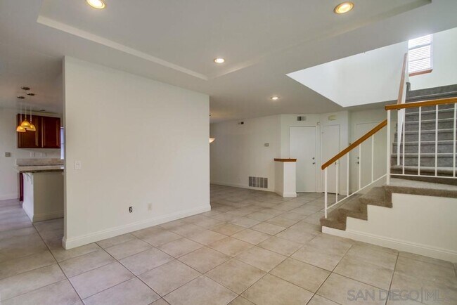 Building Photo - 1765 Corte Ventana