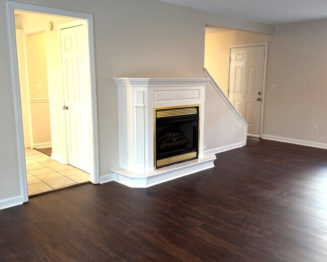 Photo - Spacious 5 bedroom 2 and a half bath home in Ringgold, GA