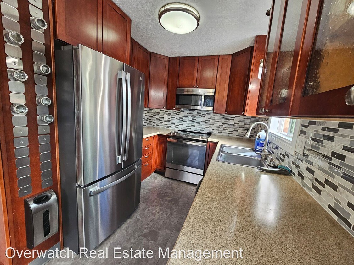 Foto principal - 2 br, 1 bath House - 8141 Nadine St