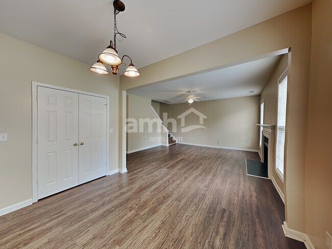 Building Photo - 11422 Erwin Ridge Ave