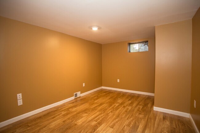 That window has been replaced with a brand new vinyl window. - 183 Flagstone Dr