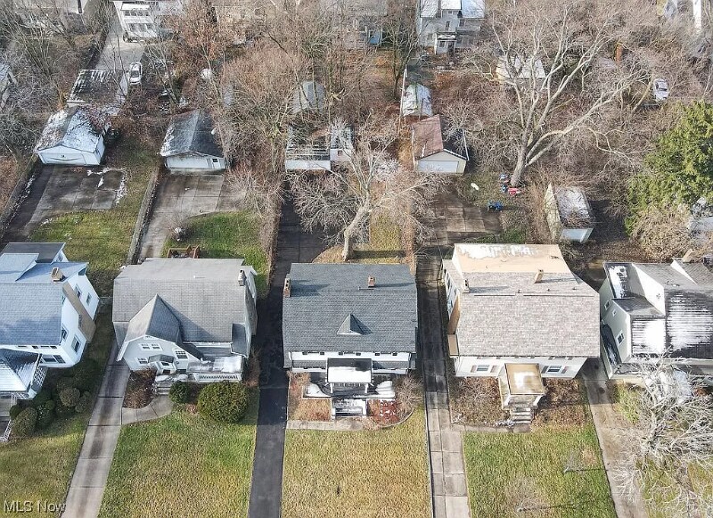 1686 Lee Rd Cleveland Heights, OH 44118 – photo 3