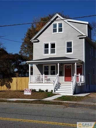 Foto del edificio - 193 S Plainfield Ave