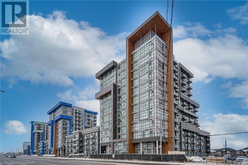 Primary Photo - 450 Dundas St E