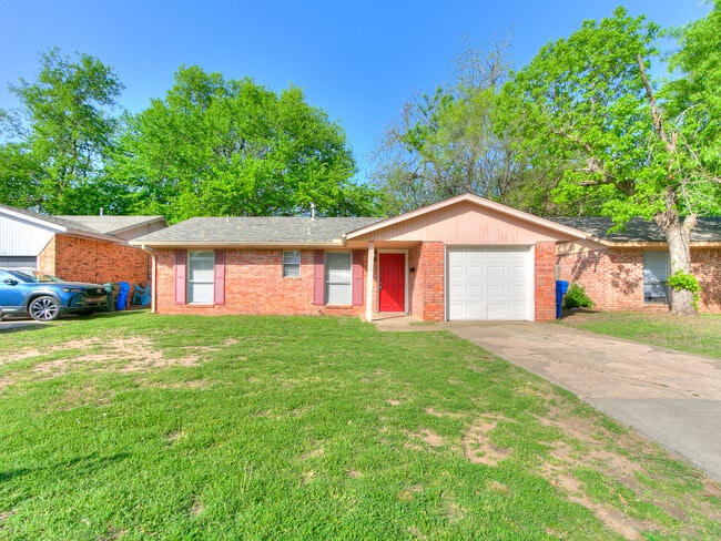 Photo - 1708 Classen Blvd (Norman, OK) House