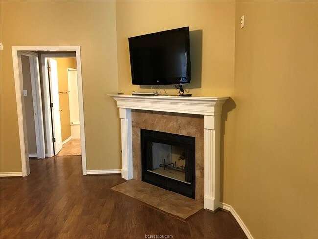 Building Photo - 1706 Laura Ln