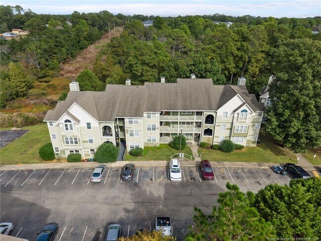 Foto del edificio - 962 Stewarts Creek Dr