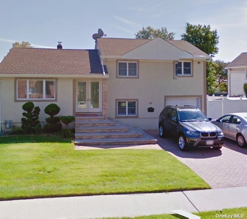 37 Myles Ave, Levittown, NY 11756 House Rental in Levittown, NY