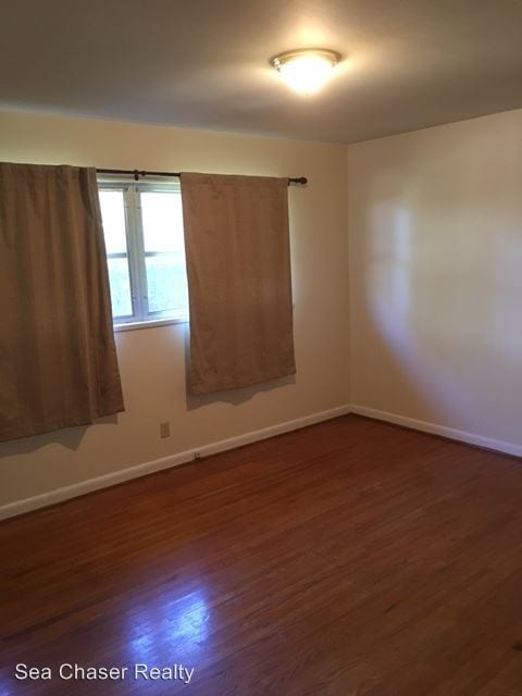 Building Photo - 1321 Carlotta Rd W