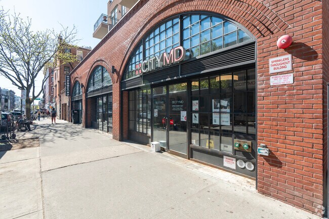 Foto del edificio - 154-158 N 7th St