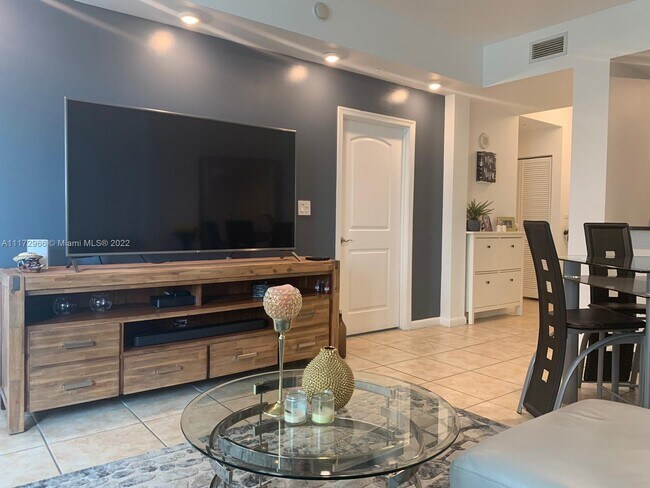 Foto del edificio - 7350 SW 89th St