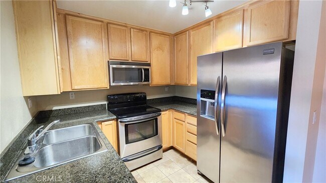 Building Photo - 2400 San Gabriel Way