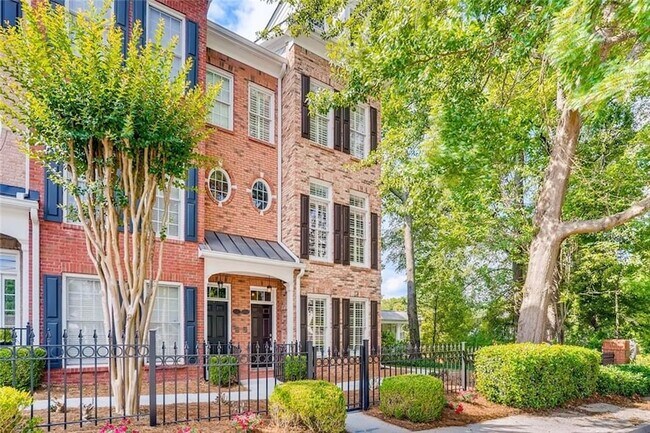 Foto del edificio - 2585 Brookhaven Chase Ln NE