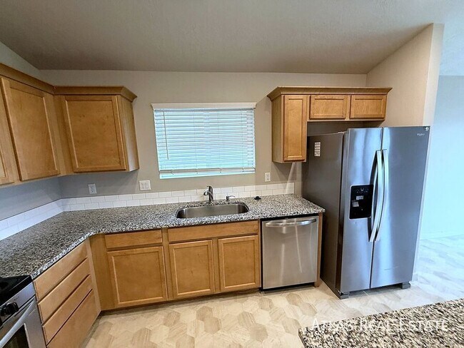 Foto del edificio - 3007 N Cherry Grove Way