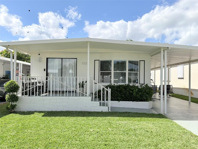 Building Photo - 5221 SW 25th Ave