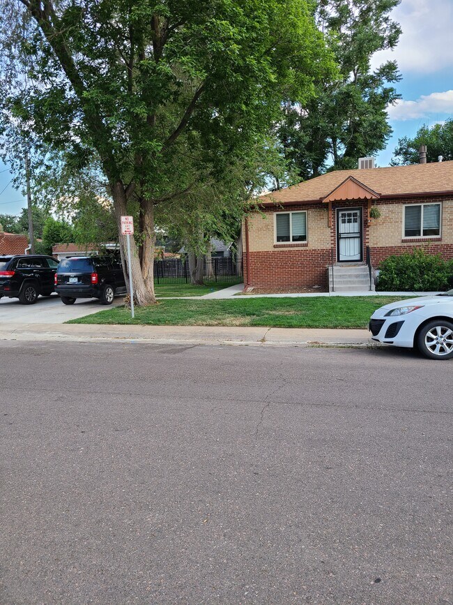 Foto del edificio - 2490 Winona Ct