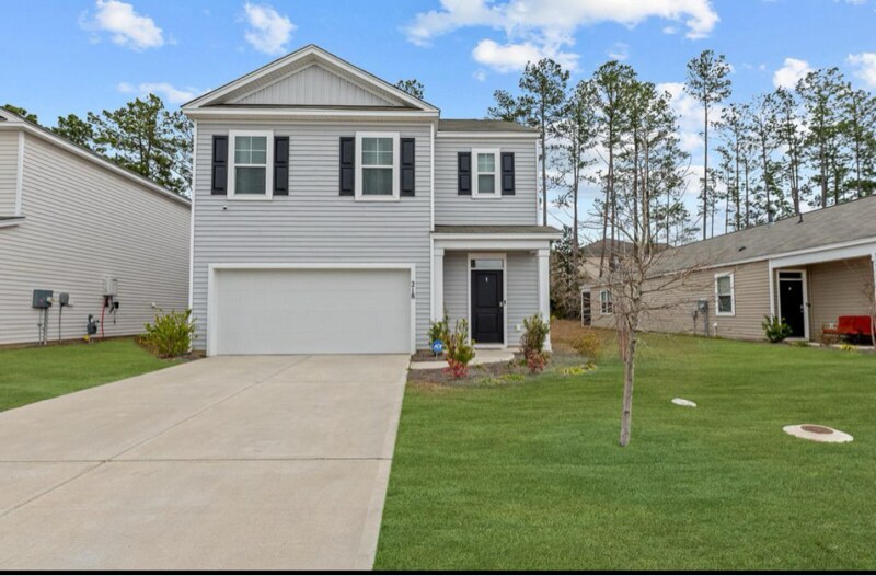 Foto principal - 218 Sweet Cherry Ln