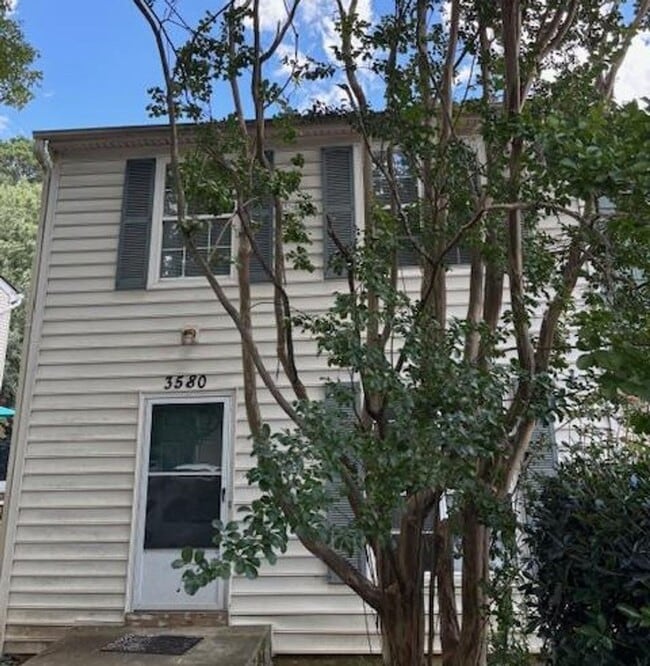 Building Photo - 3580 Kennesaw Station Dr