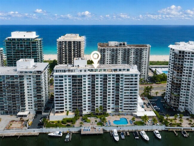 Foto del edificio - 5700 Collins Ave