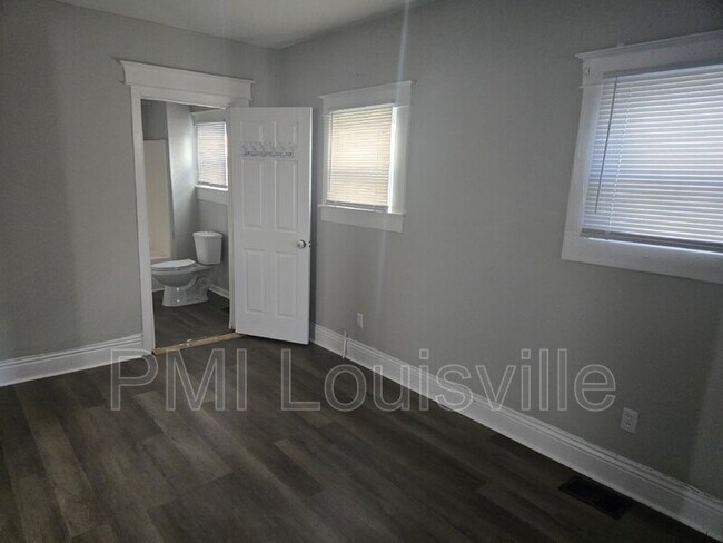 Foto del edificio - 3024 W Kentucky St
